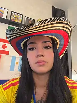 EmmyEvans1 Chat XXX in diretta