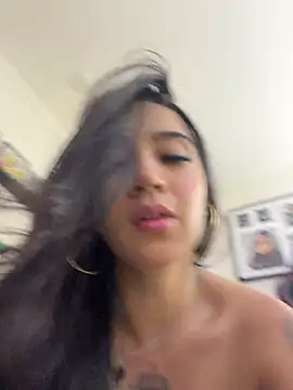 Chat +18 de EmmyEvans1 ao vivo