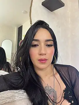 EmmyEvans1's Live XXX Chat