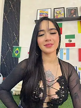 EmmyEvans1 live XXX chat