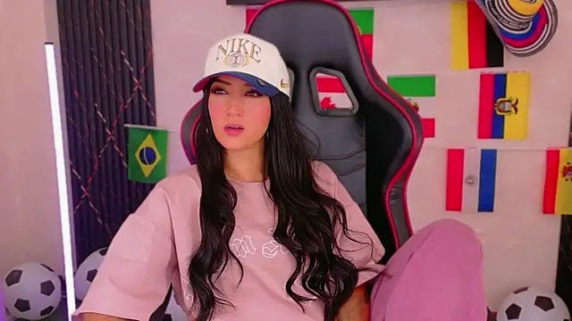 Chat +18 de EmmyEvans1 ao vivo