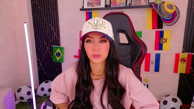 צ'אט XXX בשידור חי של EmmyEvans1