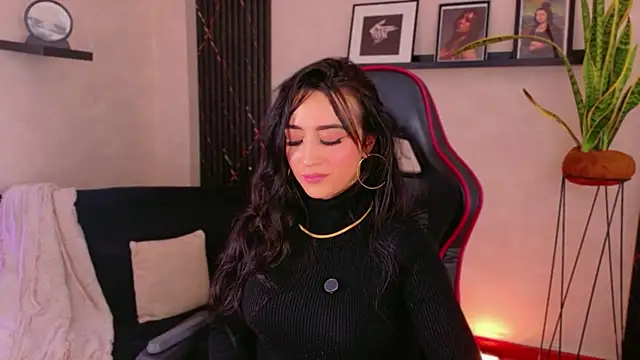 EmmyEvans1's Live XXX Chat
