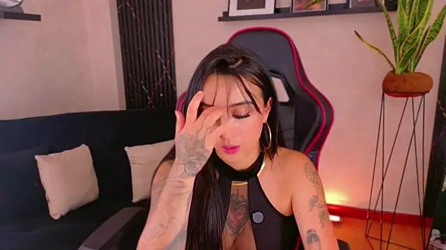 Chatroom XXX en direct de EmmyEvans1