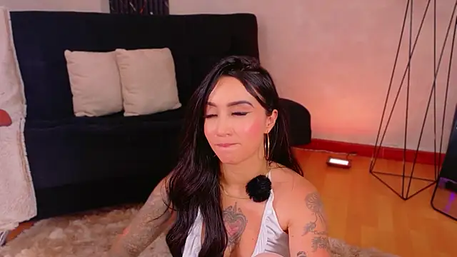 XXX chat uživo modela EmmyEvans1