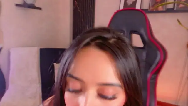 Chatroom XXX en direct de EmmyEvans1