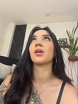 Chat XXX en directo de EmmyEvans1