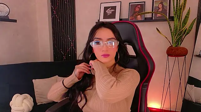 EmmyEvans1 Chat XXX in diretta