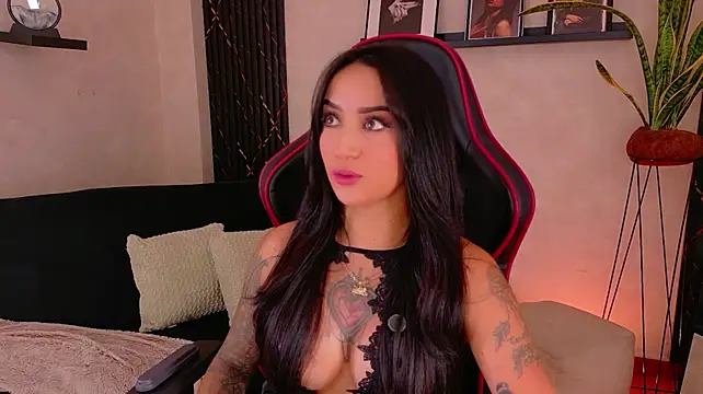 Chatroom XXX en direct de EmmyEvans1