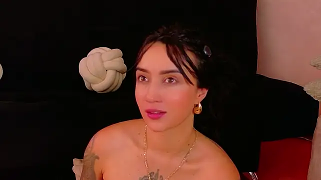 EmmyEvans1 라이브 XXX 채팅
