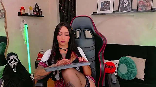 Chat XXX Live EmmyEvans1