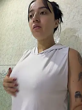 EmmyEvans1's Live XXX Chat