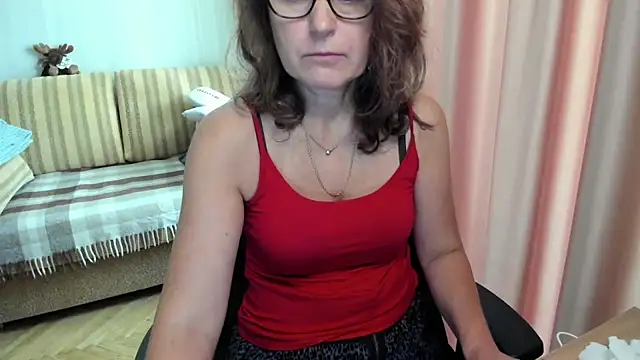 lauraoven: онлайн-секс-чат