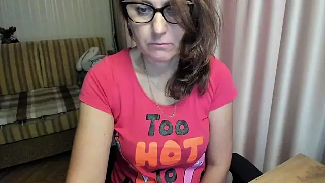 lauraoven Live XXX-chat