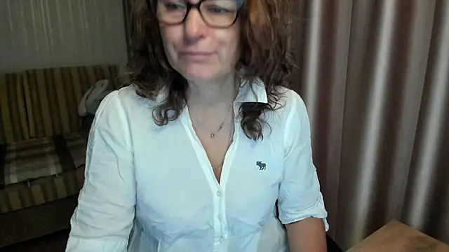 lauraoven Live XXX-Chat