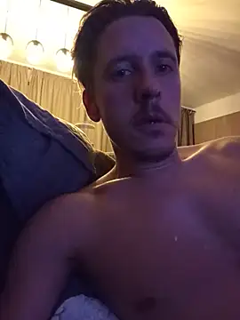 Antonio11111x webkamerás műsora