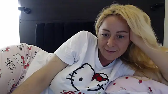 _karolynesyera_ – Naživo XXX chat