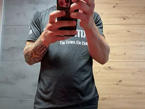 bigdick19cm90 Webcam-Show