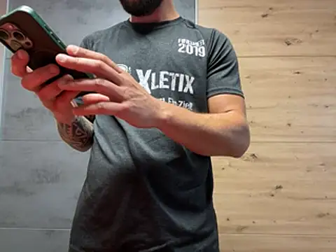 bigdick19cm90 Webcam-Show