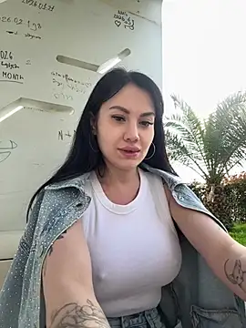 Chat +18 de Wet__Bunny ao vivo