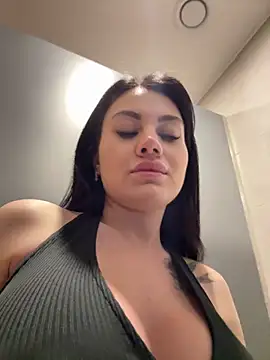 Wet__Bunny: διαδικτυακό σόου στην κάμερα