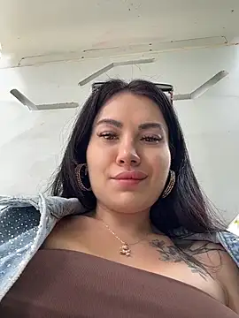 Wet__Bunny's Live XXX Chat