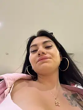 Wet__Bunny Show in webcam