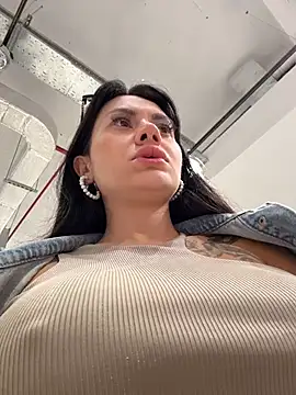Wet__Bunny 现场XXX聊天
