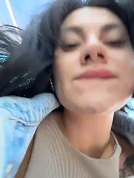Wet__Bunny's Webcam Show