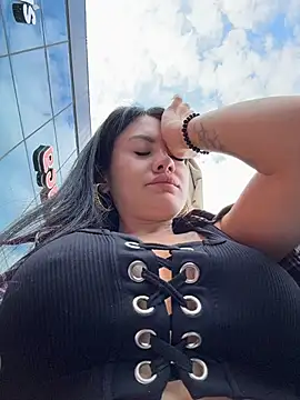 Wet__Bunny Adlı Modelin Web Kamerası Şovu