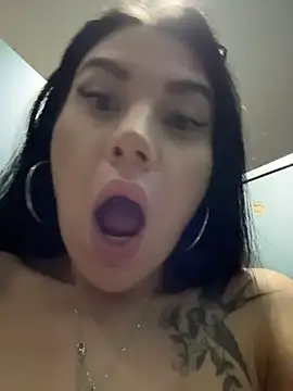 Živý XXX chat Wet__Bunny