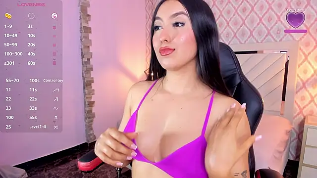 clarisKlein Chat XXX in diretta