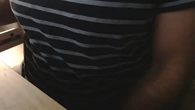 mrbigballs: διαδικτυακό σόου στην κάμερα