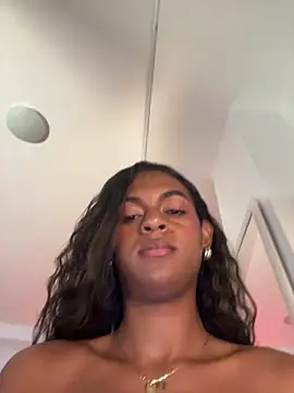 Show modela camil_sexx1 na web-kameri
