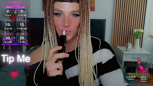 HelenSpellman Show in webcam