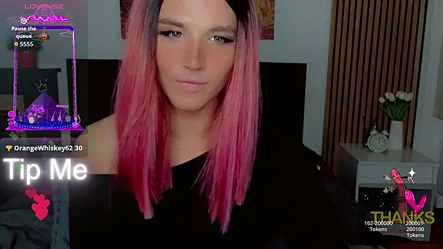 Show modela HelenSpellman na web-kameri