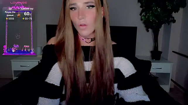 Show modela HelenSpellman na web-kameri