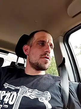 Codymc89: διαδικτυακό σόου στην κάμερα