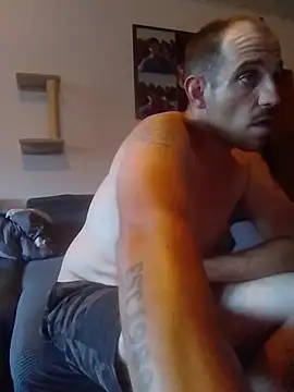 Codymc89 Show in webcam