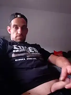 Codymc89 Show in webcam