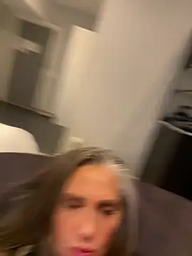 Alimela Pertunjukan Webcam