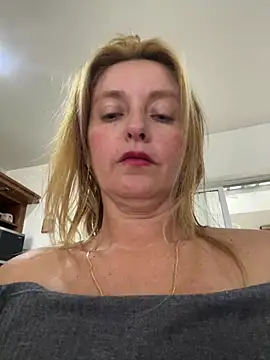 moniquerainx's Webcam Show