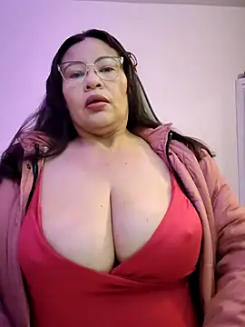 esmeralda_milf's Live XXX Chat