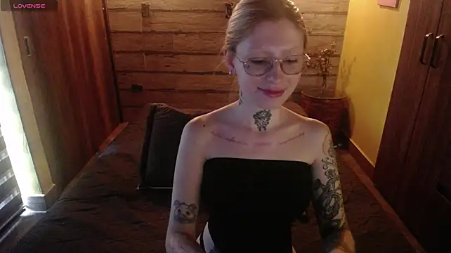 domi_alighieri Webcam-Show