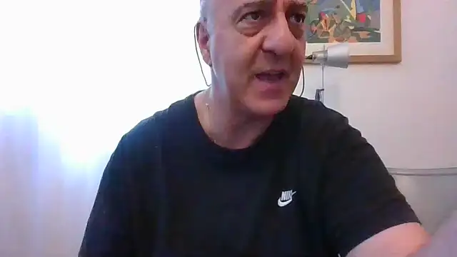 ANONIMO7735's Webcam Show