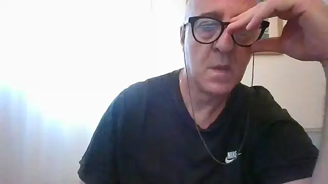 ANONIMO7735 Webcam Show