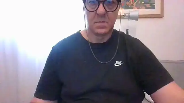ANONIMO7735 Show Webcam