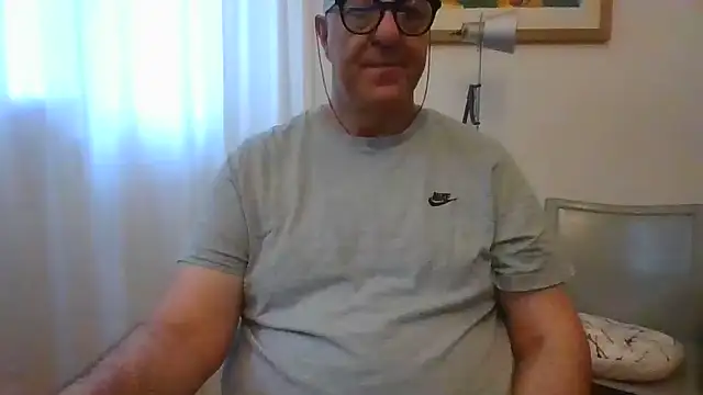 ANONIMO7735 Webcam-Show