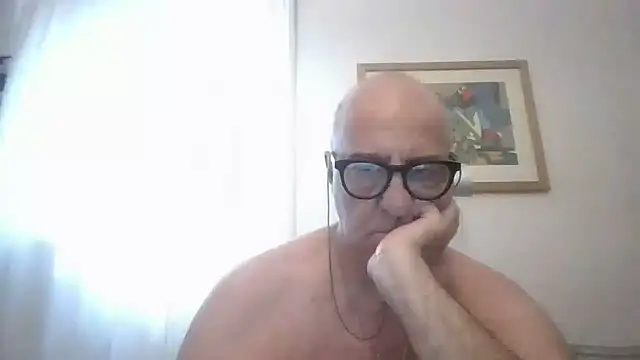 ANONIMO7735 Show Webcam
