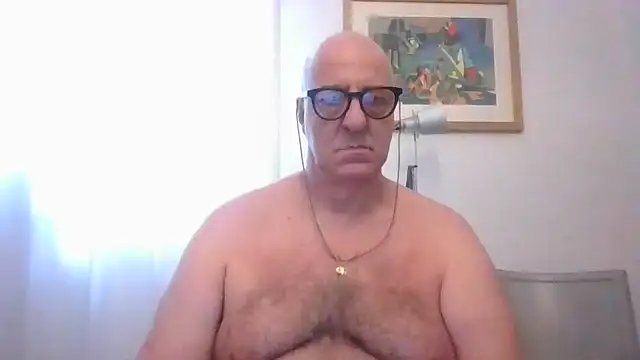 הופעת וובקאם של ANONIMO7735